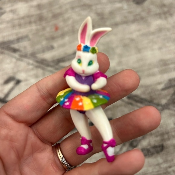 Vintage Lisa Frank PVC Figurine Lot Cake Topper Panda Casey Bunny Sneaker Cat - Picture 4 of 7